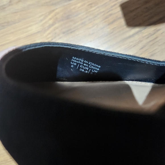 Call It Spring Chunky Heels, Size 8 - Picture 4 of 7